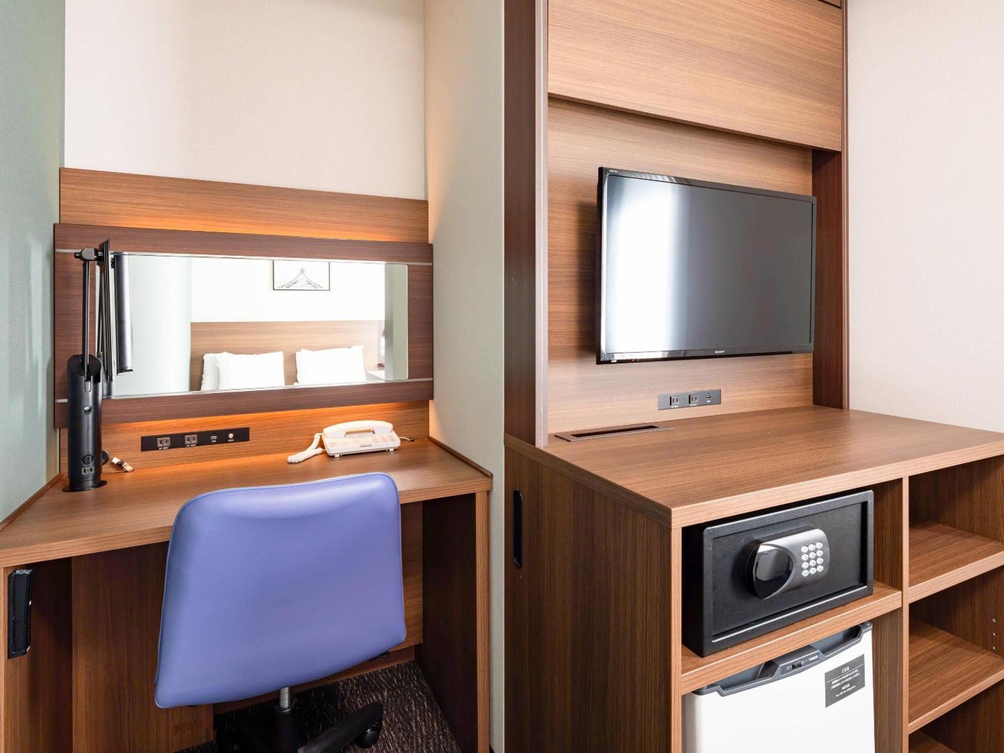 Comfort Hotel Era Tokyo Higashi Kanda Екстериор снимка